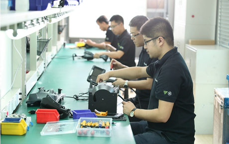 工業(yè)內(nèi)窺鏡維修場景圖 工業(yè)內(nèi)窺鏡維修場景圖